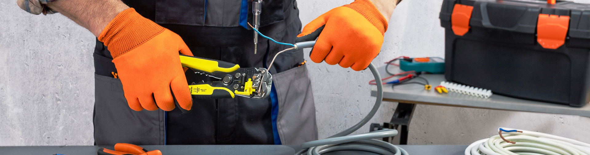 Electricien pour dépannage électrique d'urgence 7/7 la Manche (50)